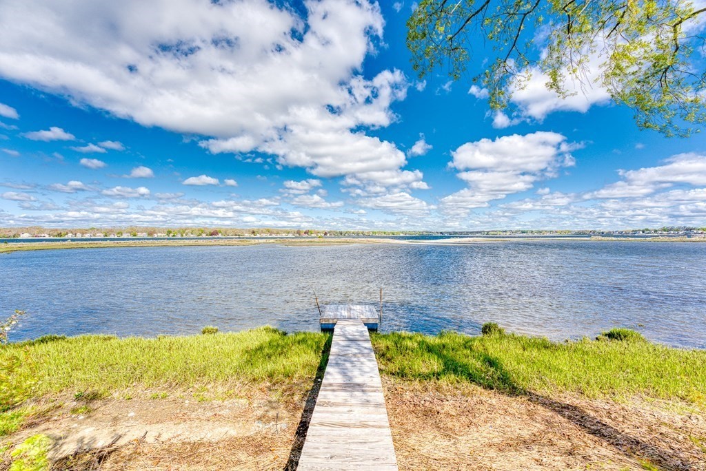 222 Bay Point Road Swansea, MA 02777 - Photo 38 of 42