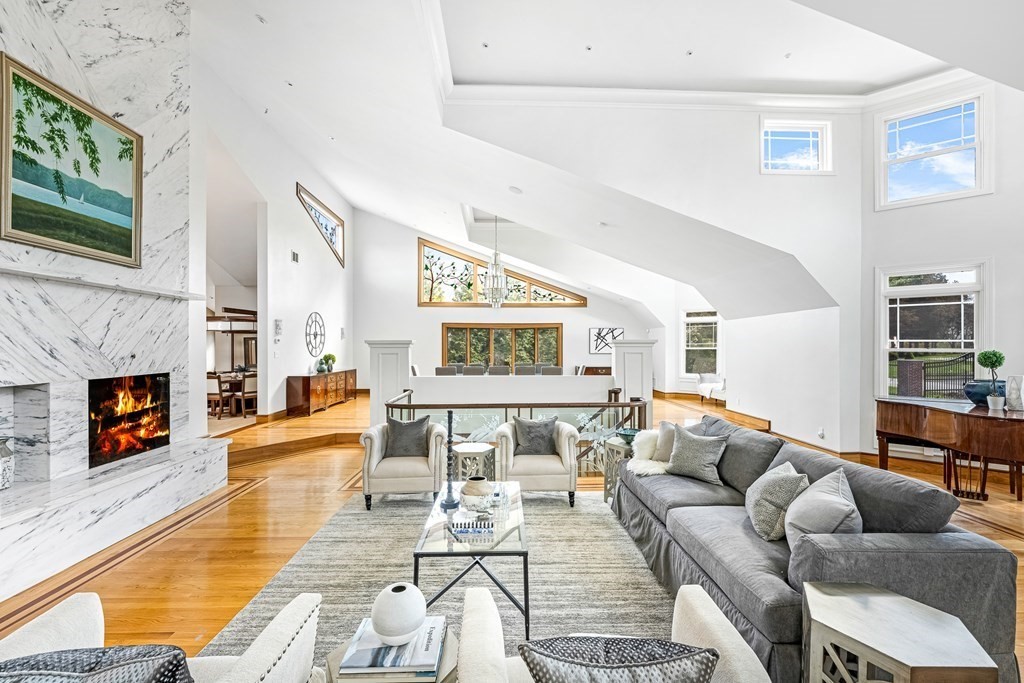 222 Bay Point Road Swansea, MA 02777 - Photo 5 of 42