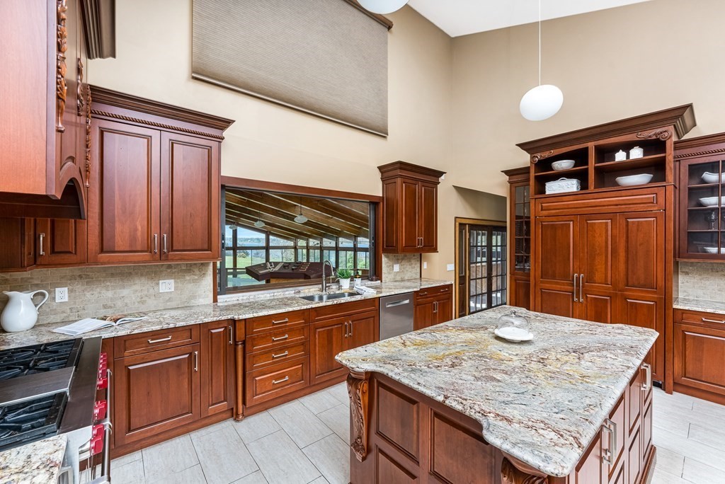 222 Bay Point Road Swansea, MA 02777 - Photo 10 of 42