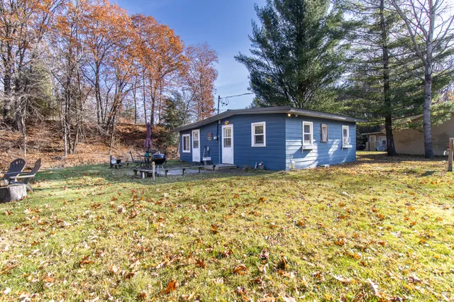 $109,000 | 350 Deer Path Lane, Barryton, MI 49305