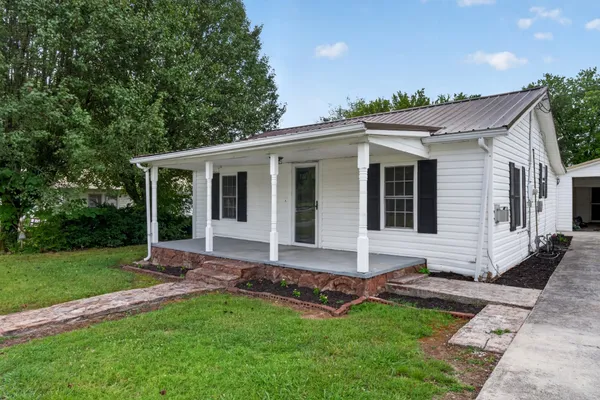 $225,000 | 229 Adams Street, Smithville, TN 37166