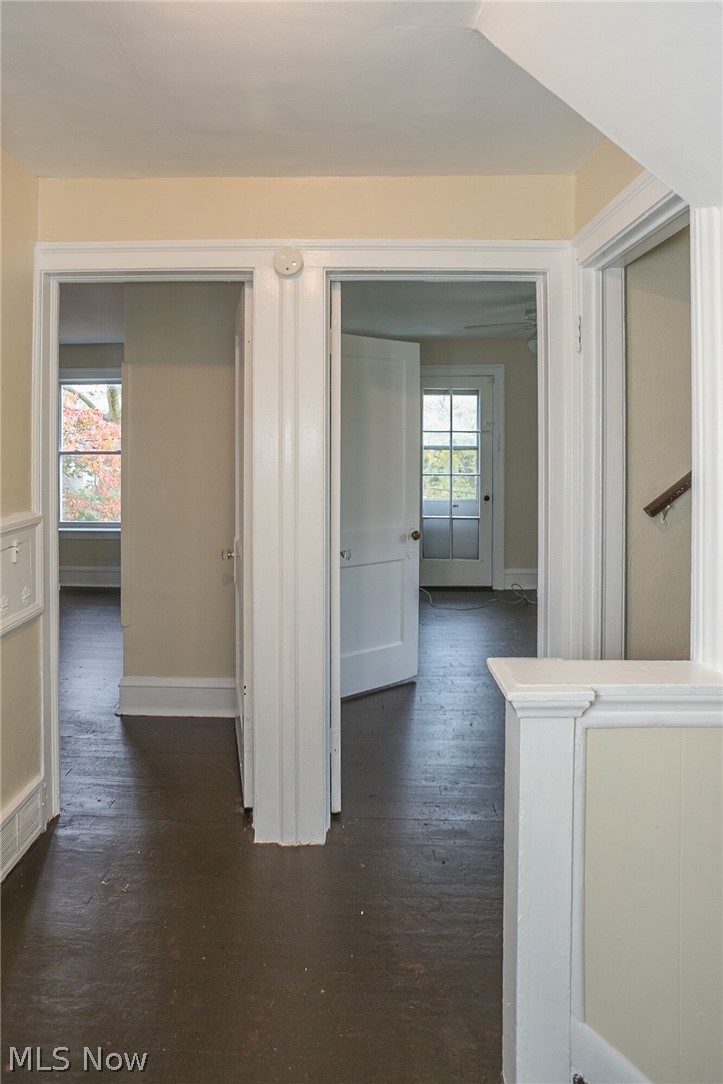 17018 Endora Road Cleveland, OH 44112 - Photo 23 of 33