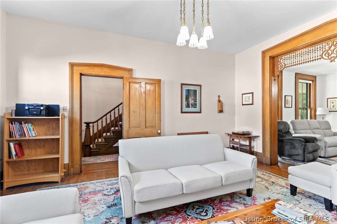 508 Jefferson Street Madison, IN 47250 - Photo 7 of 49