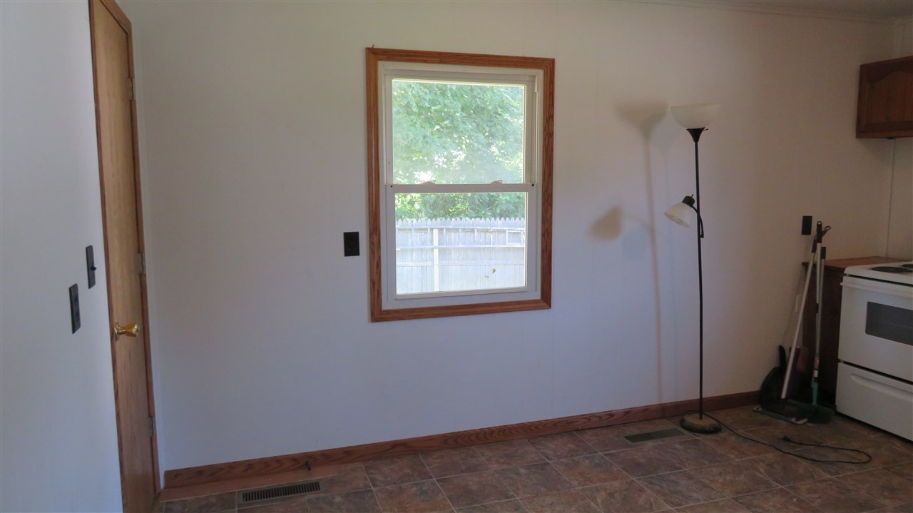 507 Turner Terrace Walton, IN 46994 - Photo 11 of 20
