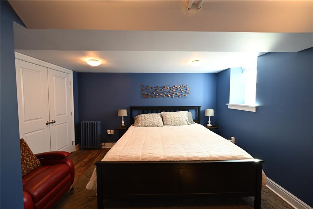 5413 Guarino Road Pittsburgh, PA 15217 - Photo 16 of 25 Gallery Image 16