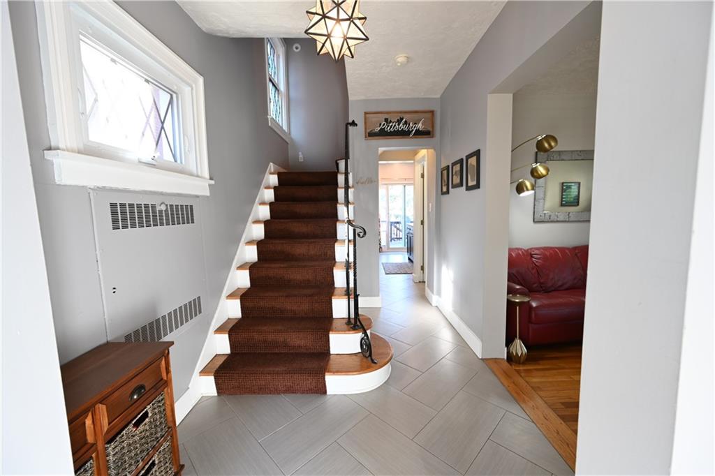 5413 Guarino Road Pittsburgh, PA 15217 - Photo 3 of 25 Gallery Image 3