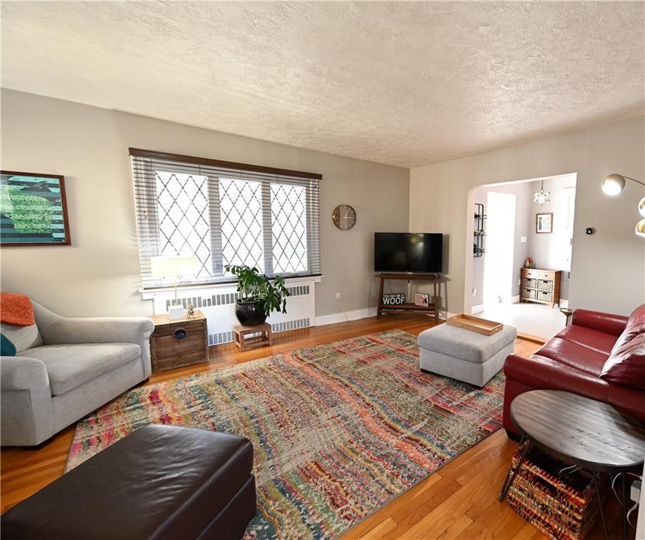 5413 Guarino Road Pittsburgh, PA 15217 - Photo 5 of 25 Gallery Image 5