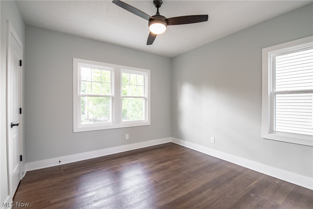 3325 Tullamore Road Cleveland, OH 44118 - Photo 10 of 21 Gallery Image 10