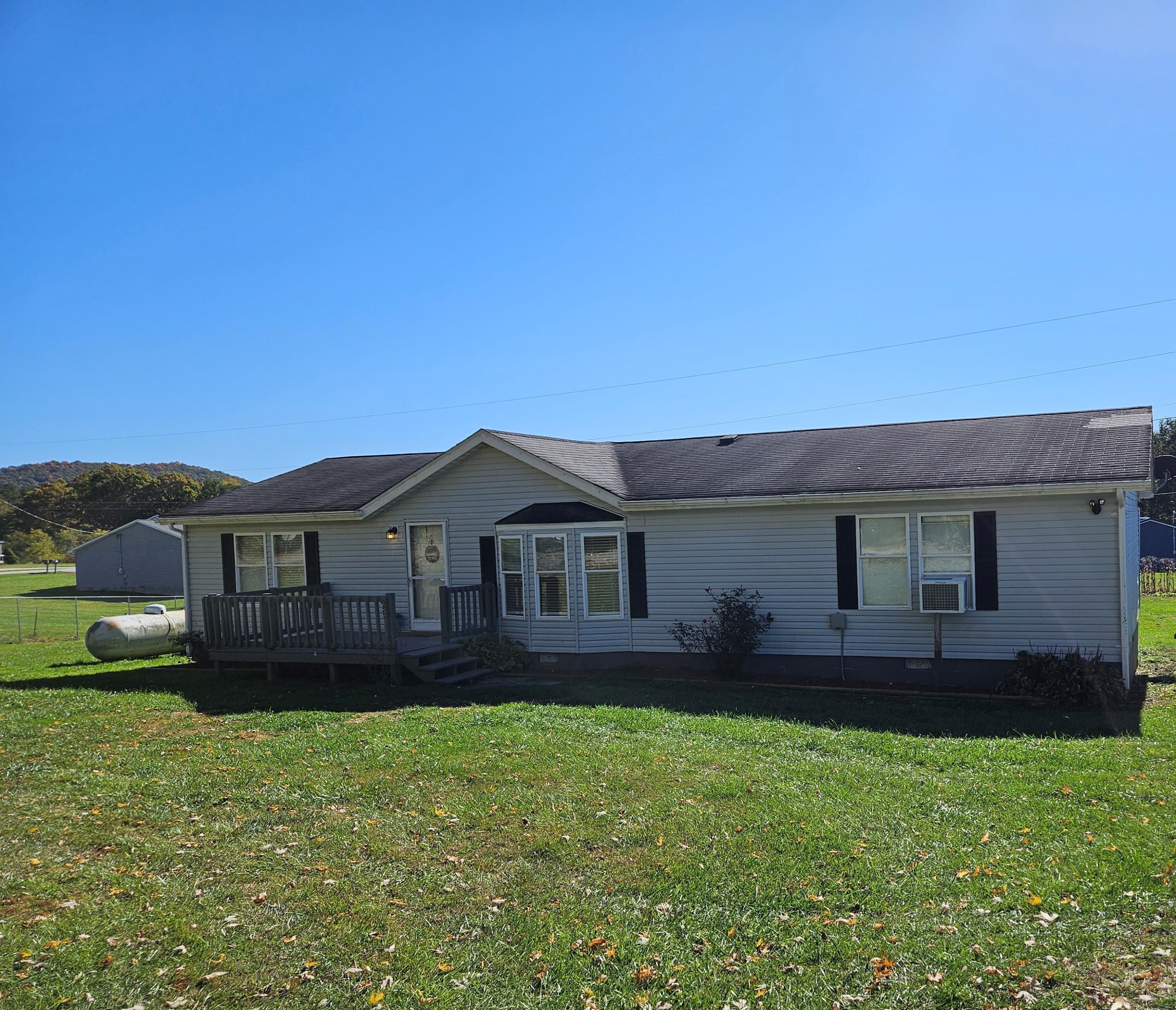 25 Beechmont Road Morehead, KY 40351 - Photo 2 of 52 20231023_114538