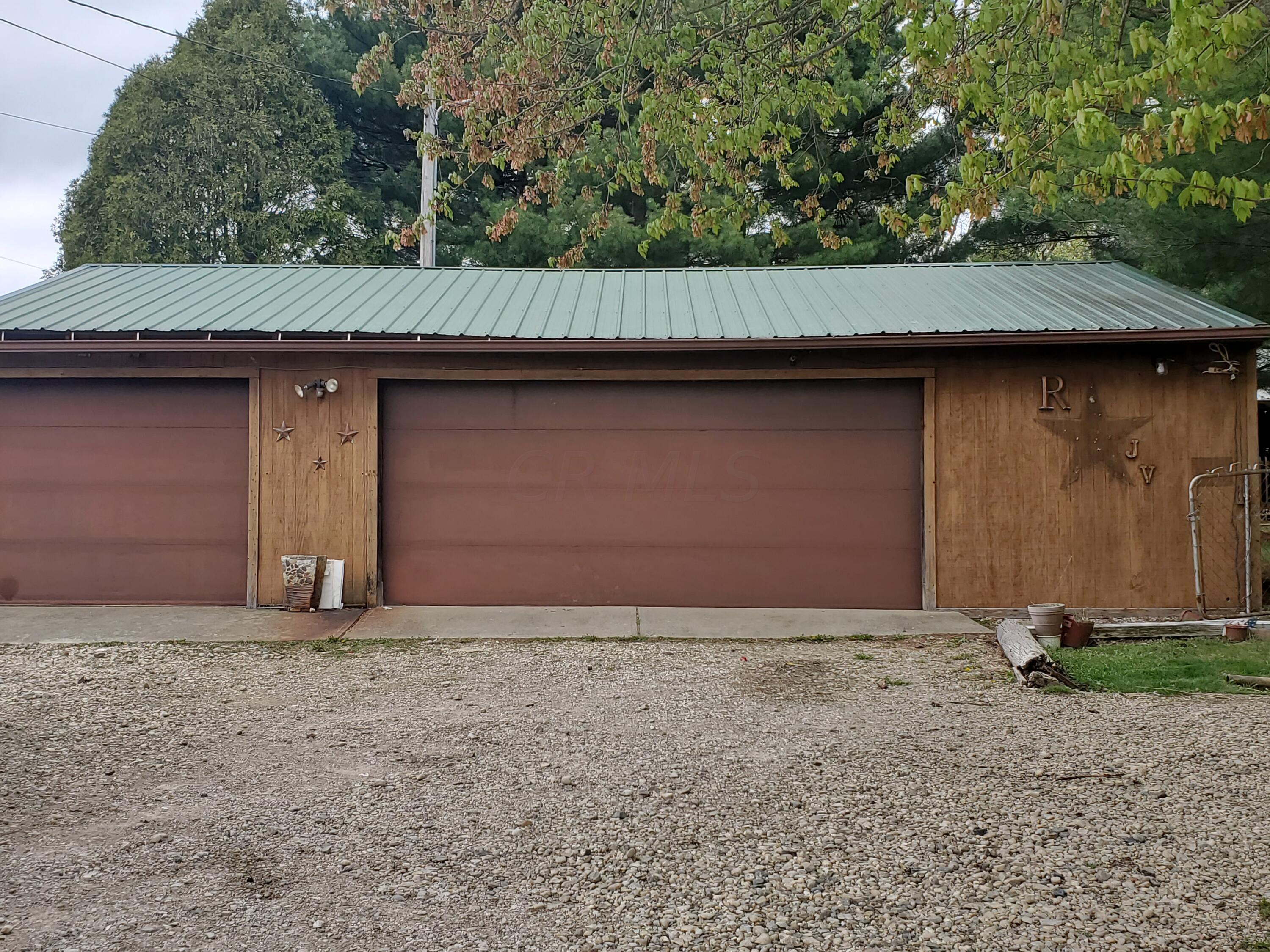 13062 Tarlton Road Circleville, OH 43113 - Photo 3 of 6 Gallery Image 3