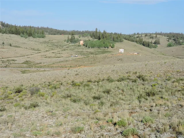 a view of an outdoor space and a yard