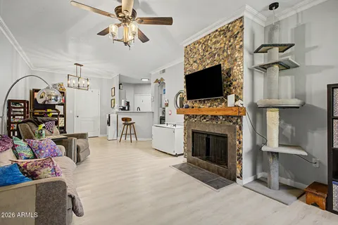 $285,000 | 1411 East Orangewood Avenue, Unit 117, Phoenix, AZ 85020