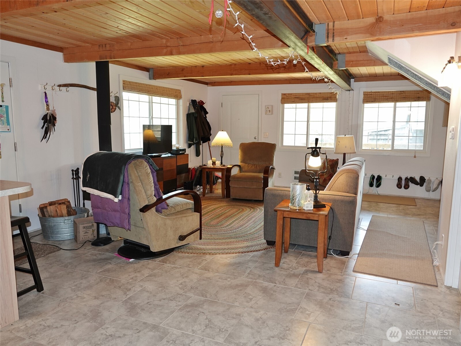 121 Oyehut Road Ocean Shores, WA 98569 - Photo 15 of 35