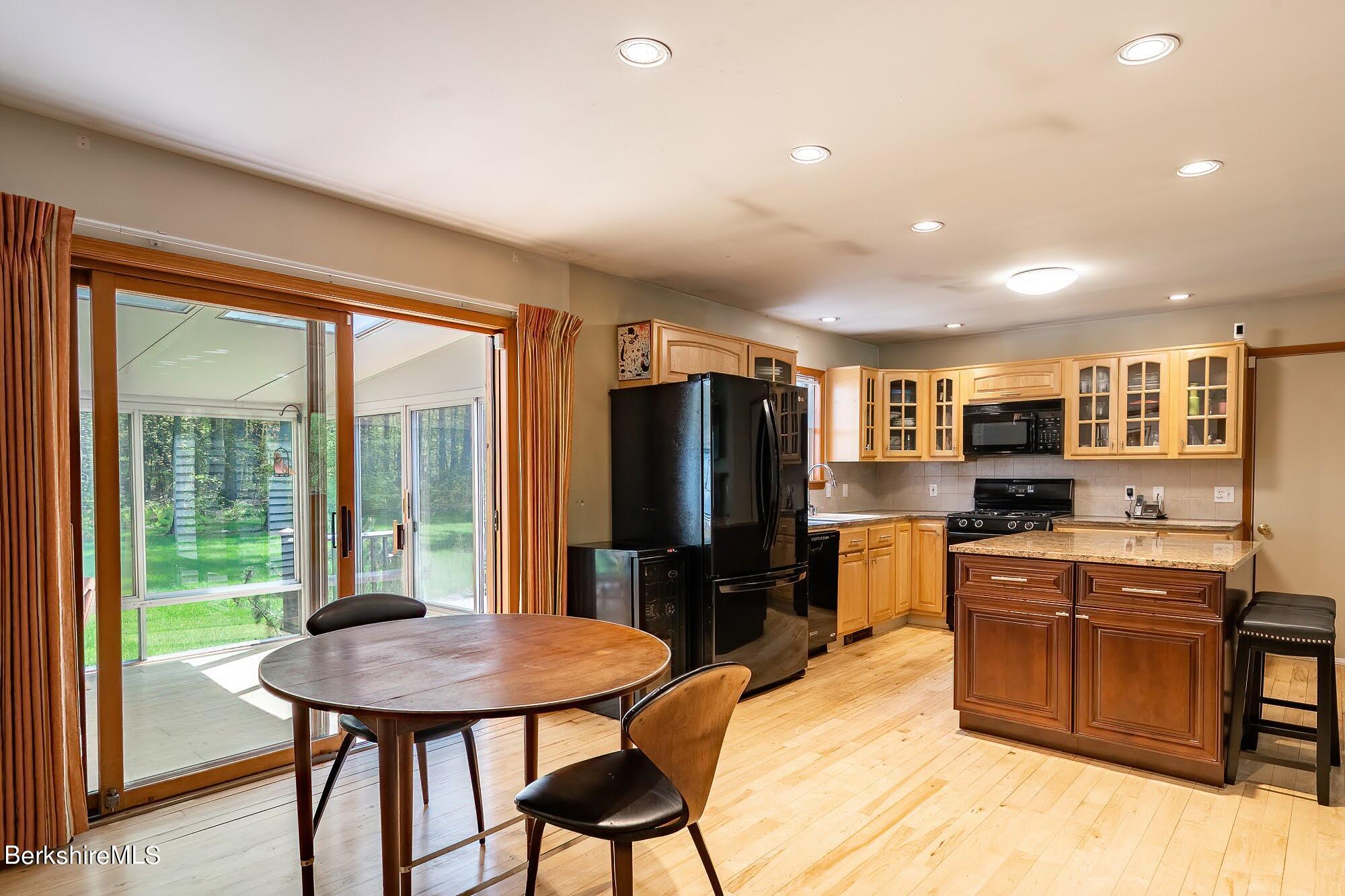 22 Monument Valley Road Great Barrington, MA 01230 - Photo 10 of 31 DINING AND KITCHEN