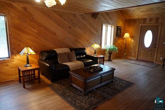 6783 Nelson Road Canyon, MN 55717 - Photo 3 of 24 Gallery Image 3