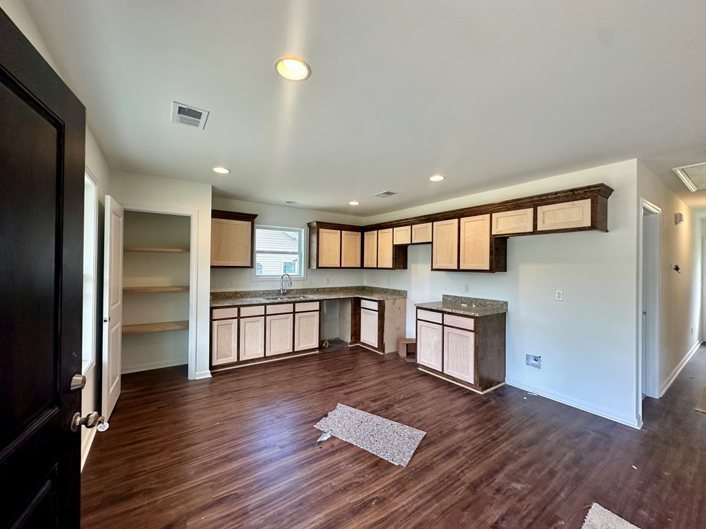 1613 Wheat Street Sumter, SC 29154 - Photo 5 of 25 Gallery Image 5