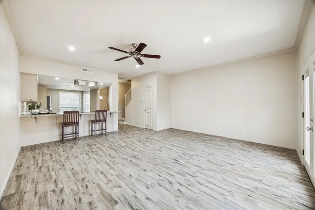 $1,875 | 14703 Barryknoll Lane, Unit 25, Houston, TX 77079