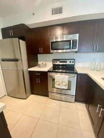 $2,800 | 2061 Renaissance Boulevard, Unit 204, Miramar, FL 33025