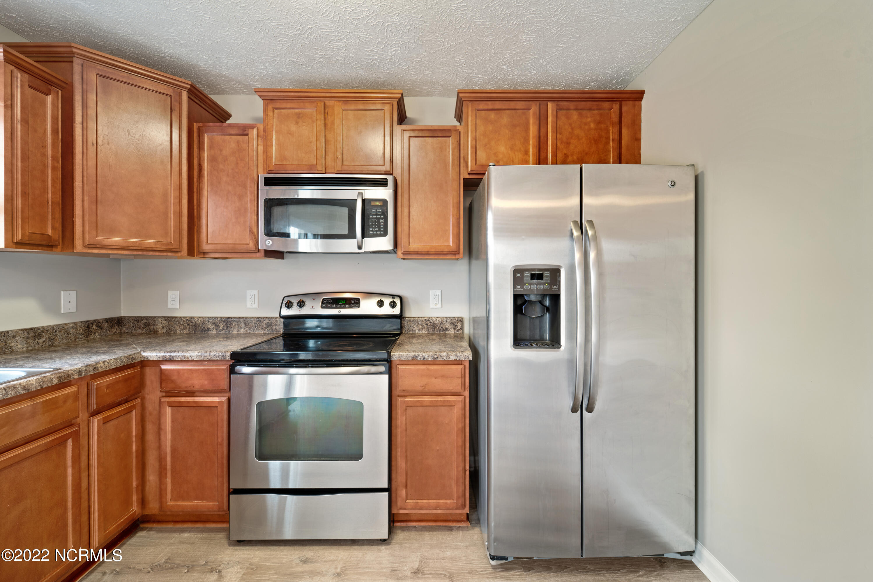 331 Kingston Road Jacksonville, NC 28546 - Photo 14 of 30 Kitchen