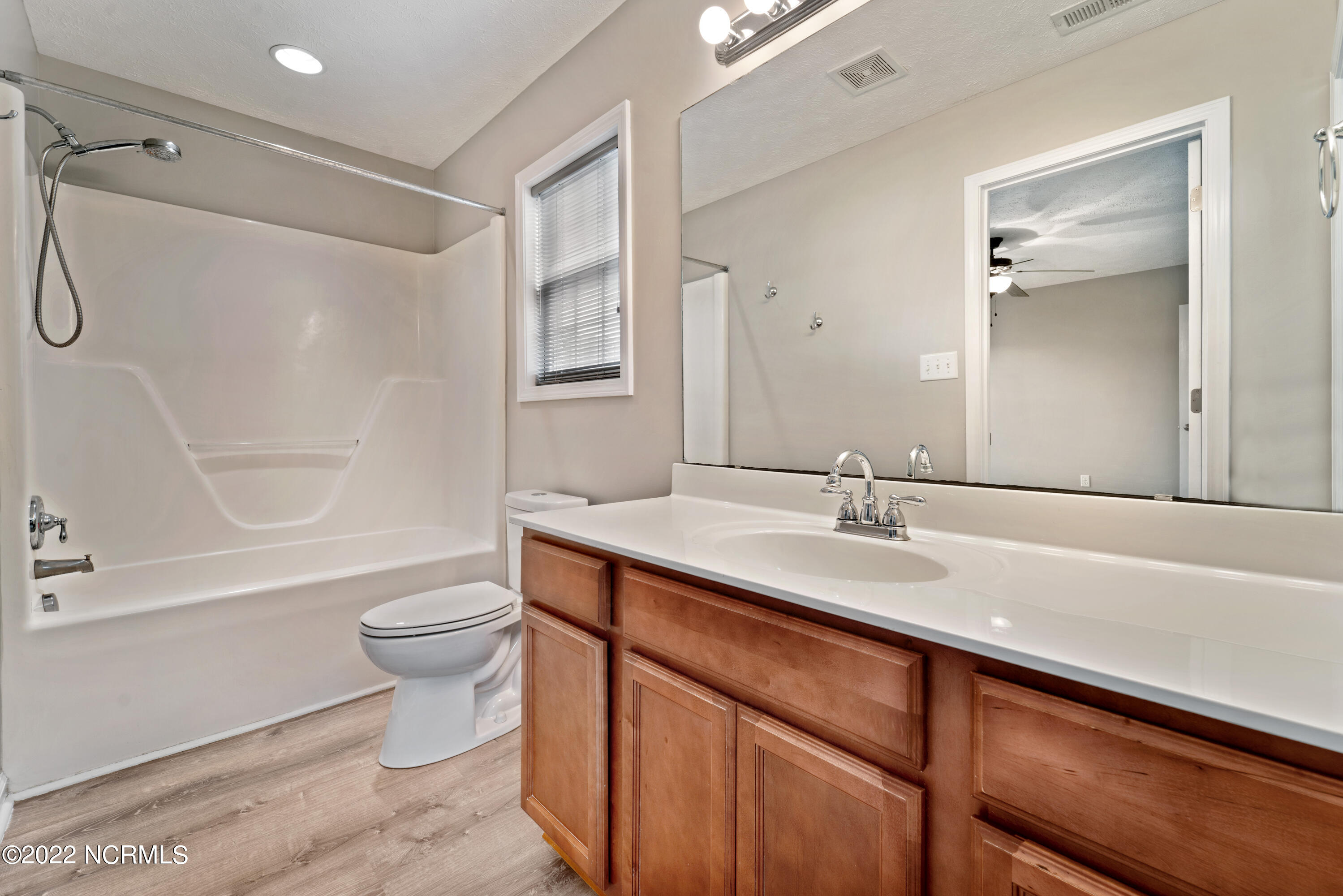 331 Kingston Road Jacksonville, NC 28546 - Photo 18 of 30 Master Bathroom