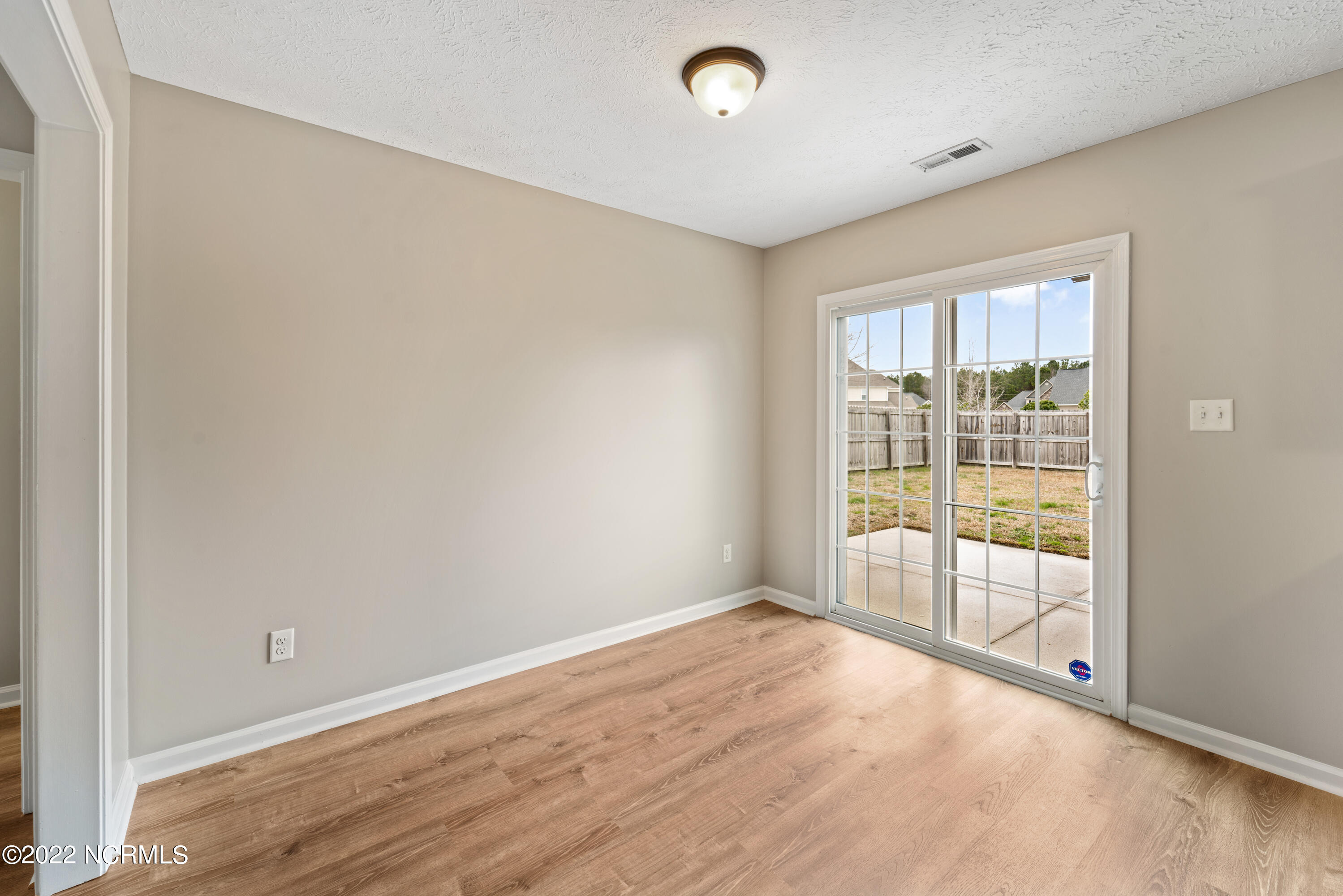 331 Kingston Road Jacksonville, NC 28546 - Photo 7 of 30 Dining Room