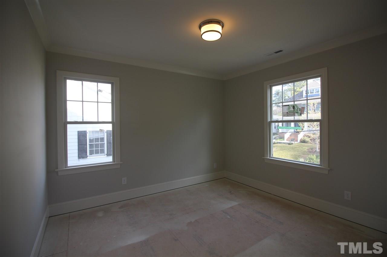 2705 1/2 Gordon Street Raleigh, NC 27608 - Photo 24 of 25 an empty room with a window