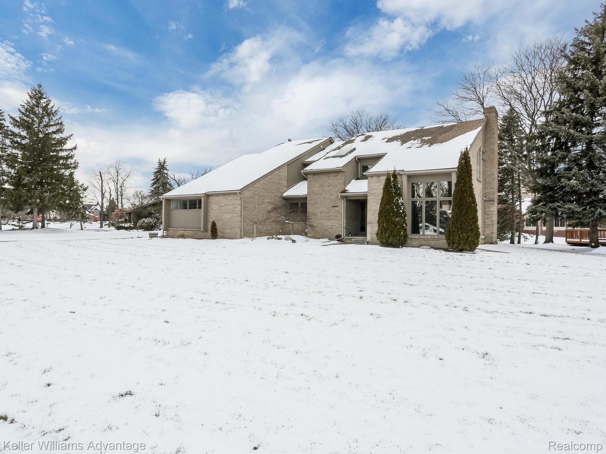 4606 Strandwyck Road West Bloomfield, MI 48322 - Photo 1 of 1 4606 Strandwyck Rd West-032-034-4606 Strandwyck Road West-MLS_Size.jpg