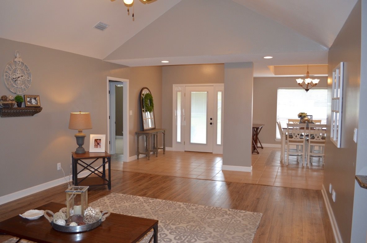 8024 Nesting Eagle Court Daphne, AL 36526 - Photo 5 of 27 Foyer