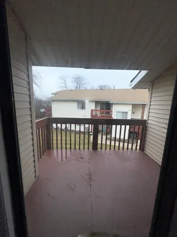 $122,900 | 711 Driftwood Court, Unit 1, University Park, IL 60484