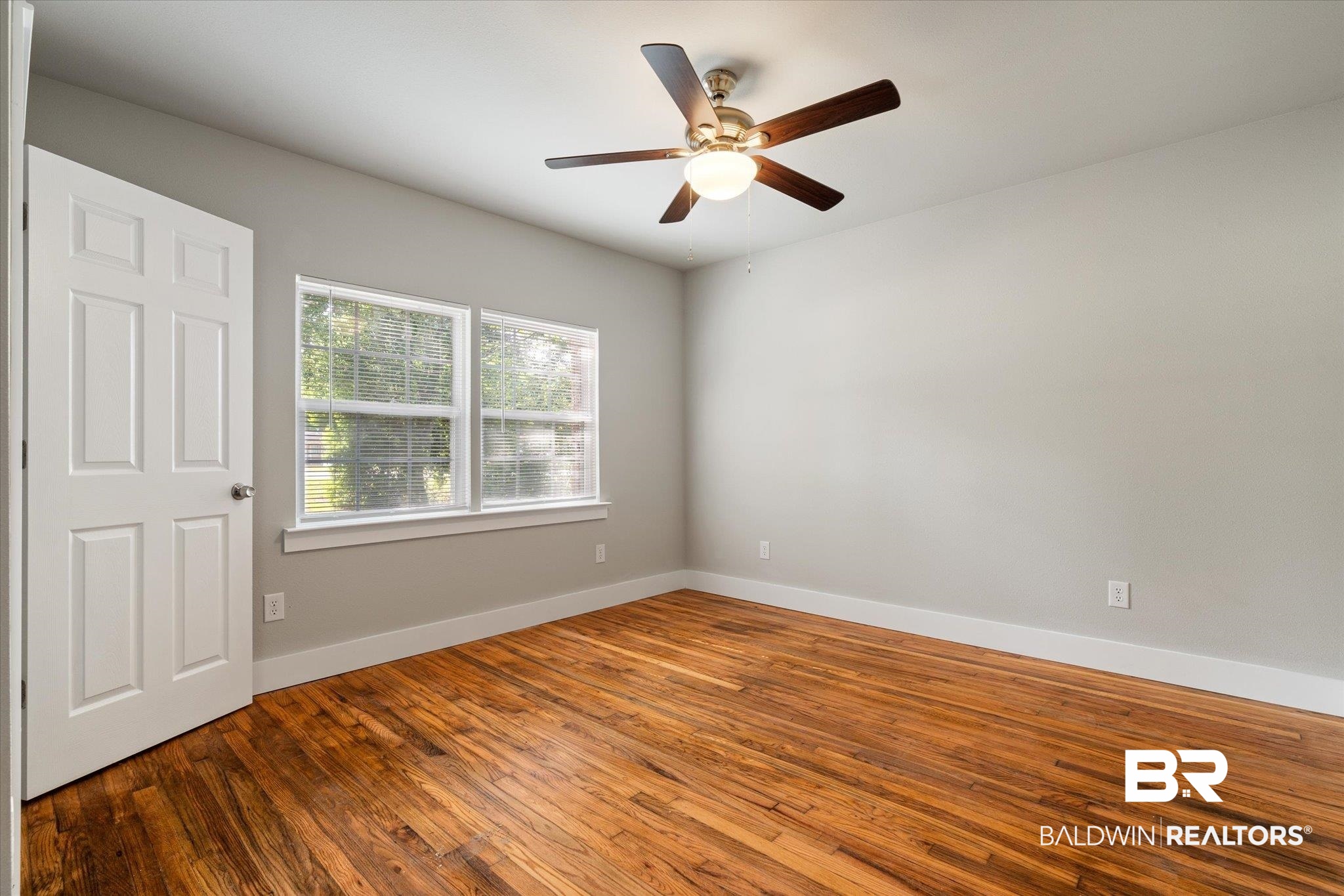 1746 Cody Road North Mobile, AL 36618 - Photo 6 of 33