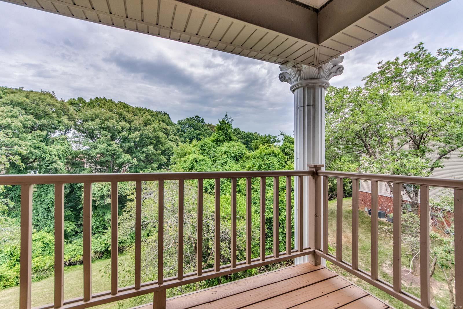 701 Ridgeside Drive, Unit J Ballwin, MO 63021 - Photo 15 of 30