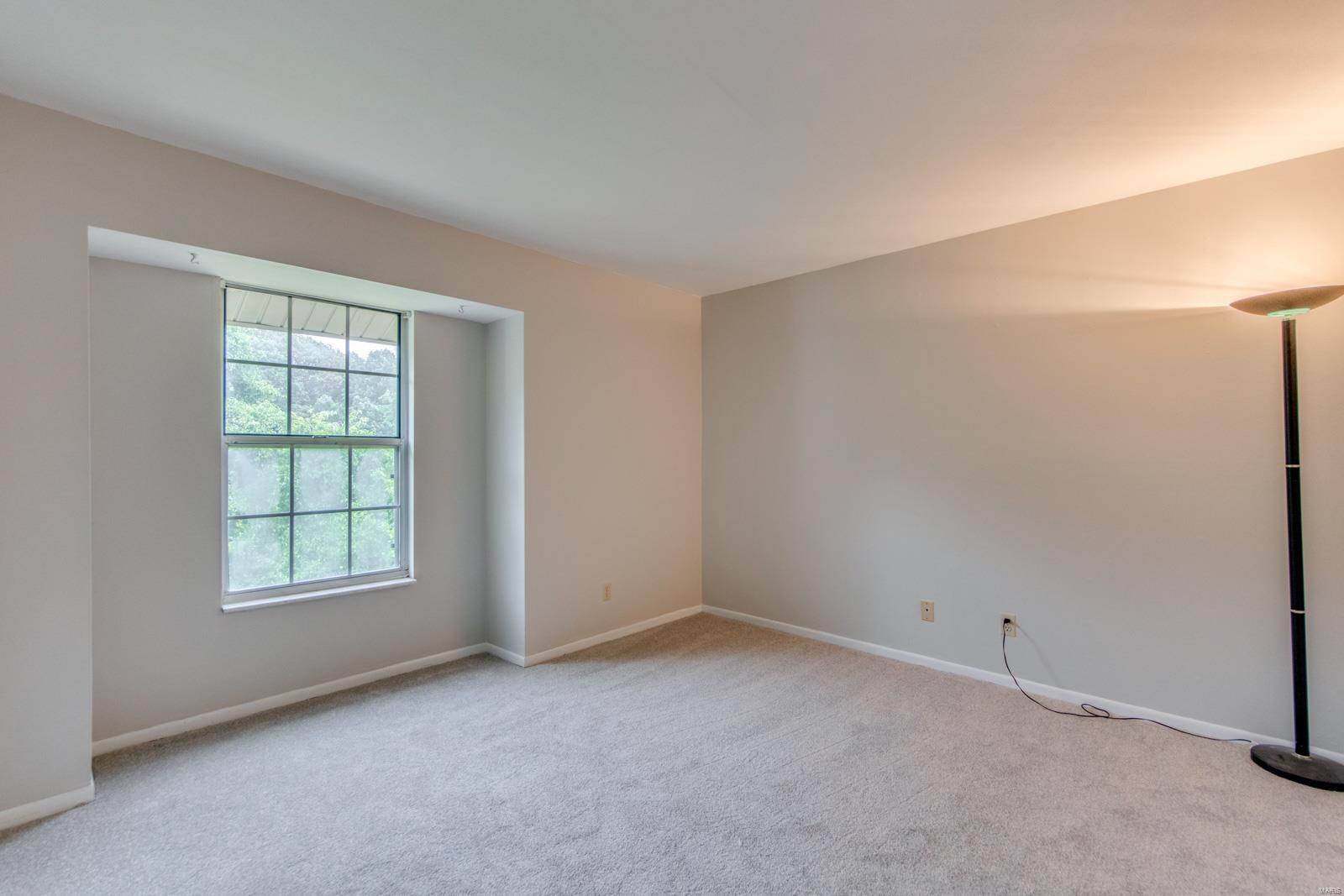 701 Ridgeside Drive, Unit J Ballwin, MO 63021 - Photo 18 of 30