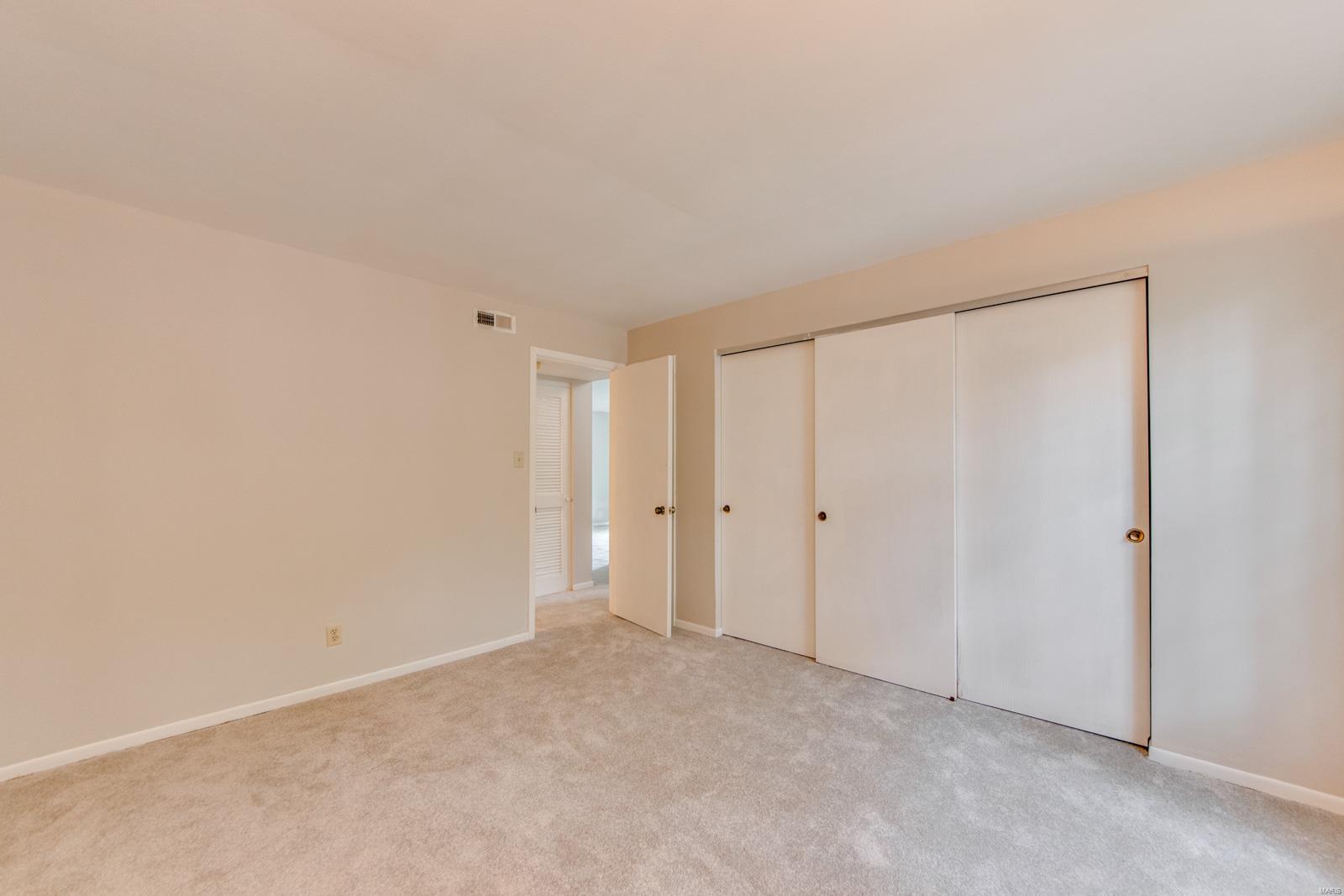 701 Ridgeside Drive, Unit J Ballwin, MO 63021 - Photo 24 of 30