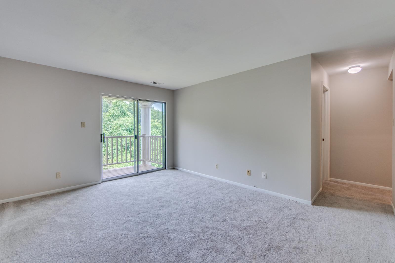 701 Ridgeside Drive, Unit J Ballwin, MO 63021 - Photo 6 of 30