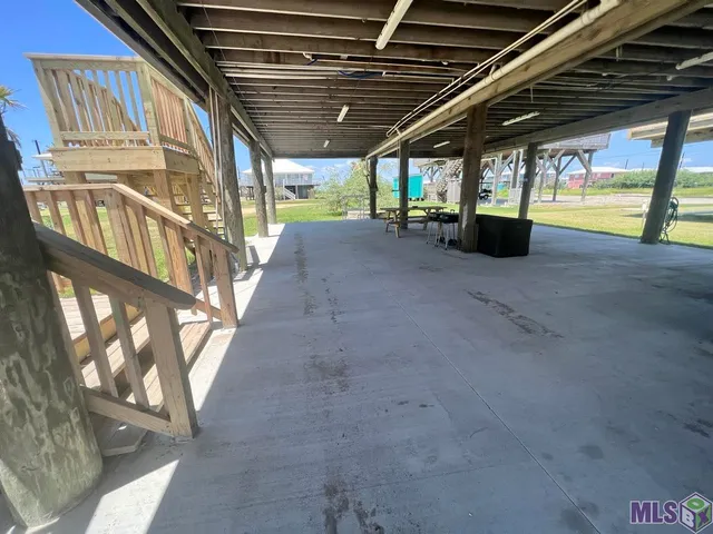 $475,000 | 2397 Highway 1, Unit A & B, Grand Isle, LA 70358