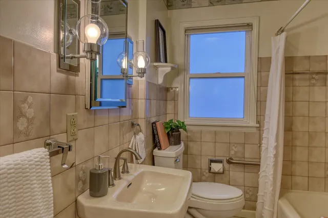 $335,000 | 1027 East 37th Avenue, Spokane, WA 99203