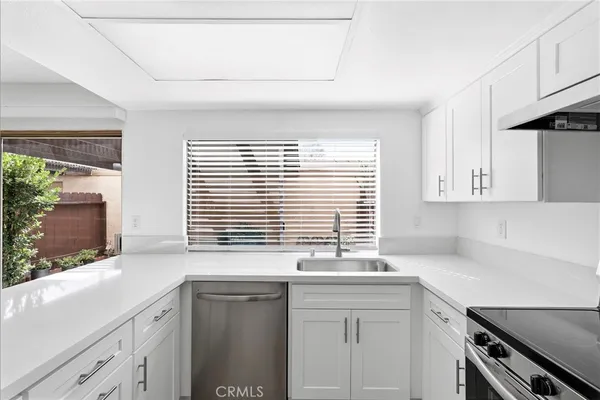 $569,500 | 20120 Runnymede Street, Unit 17, Winnetka, CA 91306