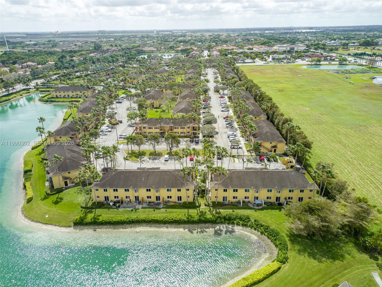 935 Northeast 33rd Terrace, Unit 203 Homestead, FL 33033 - Photo 22 of 26