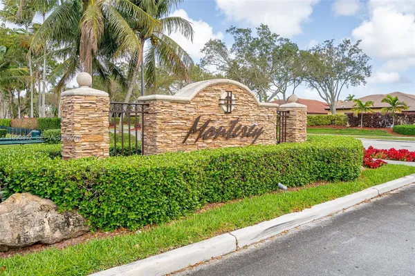 $2,000 | 935 Northeast 33rd Terrace, Unit 203, Homestead, FL 33033