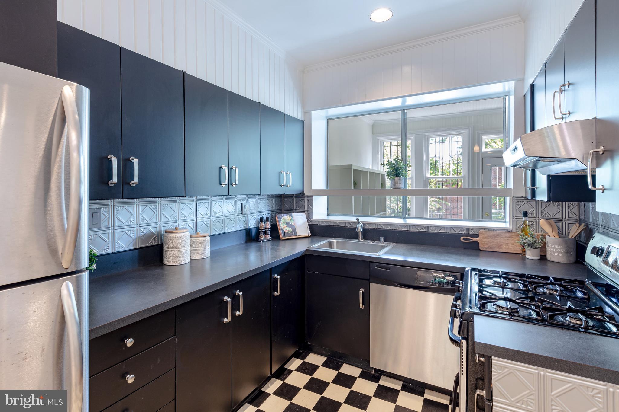1918 Park Road Northwest Washington, DC 20010 - Photo 13 of 33 Kitchen