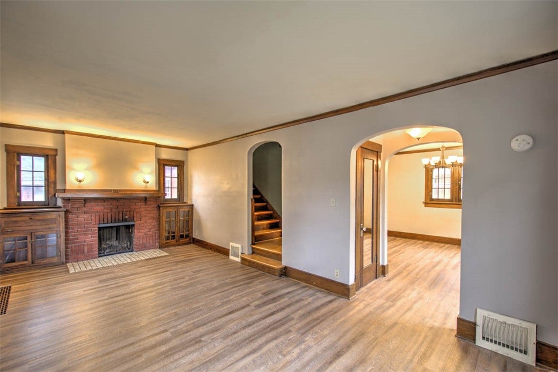 1945 West Wood Street Decatur, IL 62522 - Photo 5 of 22 Gallery Image 5