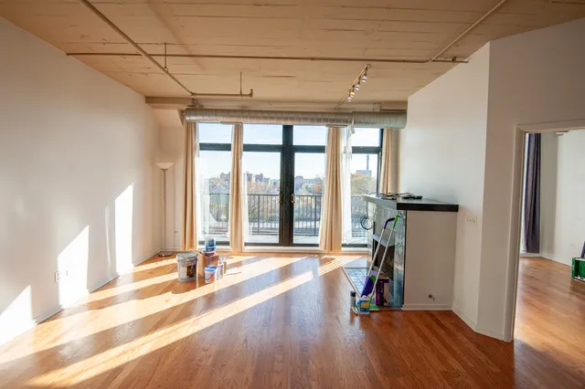 $2,900 | 1524 South Sangamon Street, Unit 412S, Chicago, IL 60608