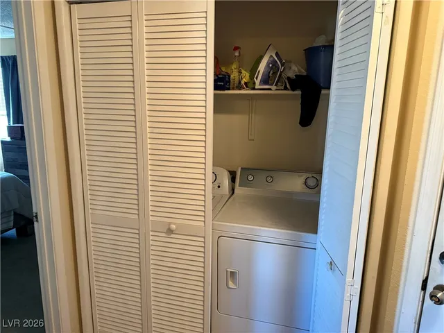 $173,900 | 2200 Highpointe Drive, Unit 202, Laughlin, NV 89029