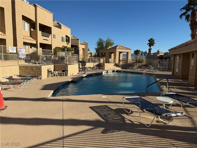 $173,900 | 2200 Highpointe Drive, Unit 202, Laughlin, NV 89029