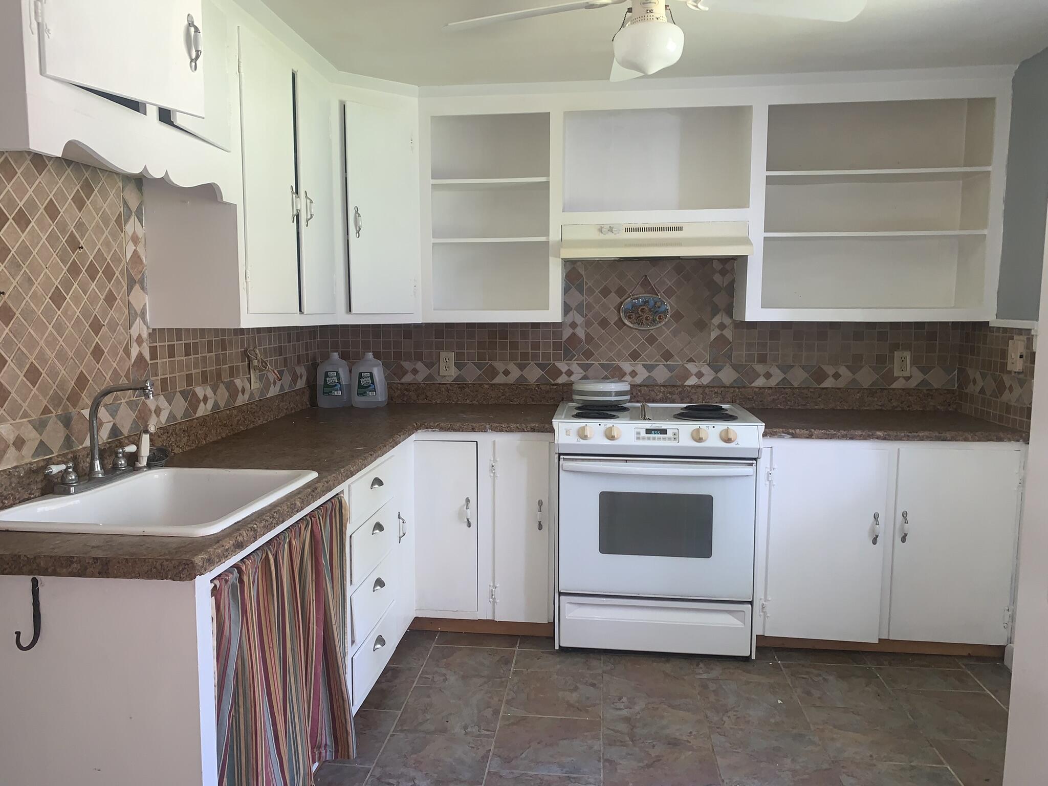 35 Harrison Road Naples, ME 04055 - Photo 6 of 20 Kitchen