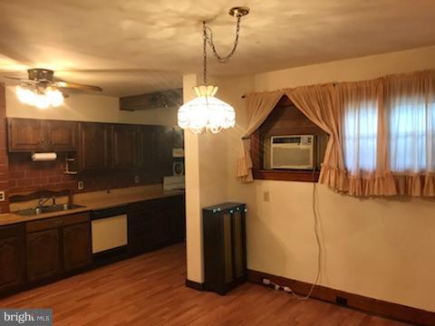 75 Willow Spring Road Baltimore, MD 21222 - Photo 3 of 18 Interior (General)