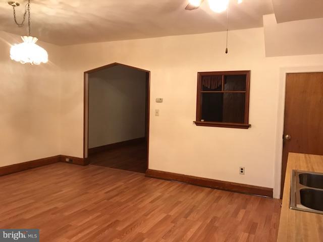 75 Willow Spring Road Baltimore, MD 21222 - Photo 9 of 18 Interior (General)