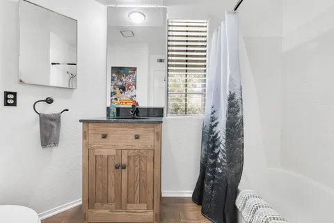 $815,000 | 807 Links View Drive, Simi Valley, CA 93065
