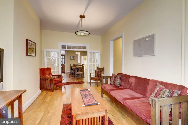 $875,000 | 9 10th Street Southeast, Washington, DC 20003