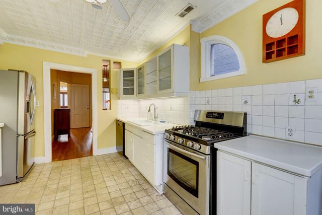 $875,000 | 9 10th Street Southeast, Washington, DC 20003